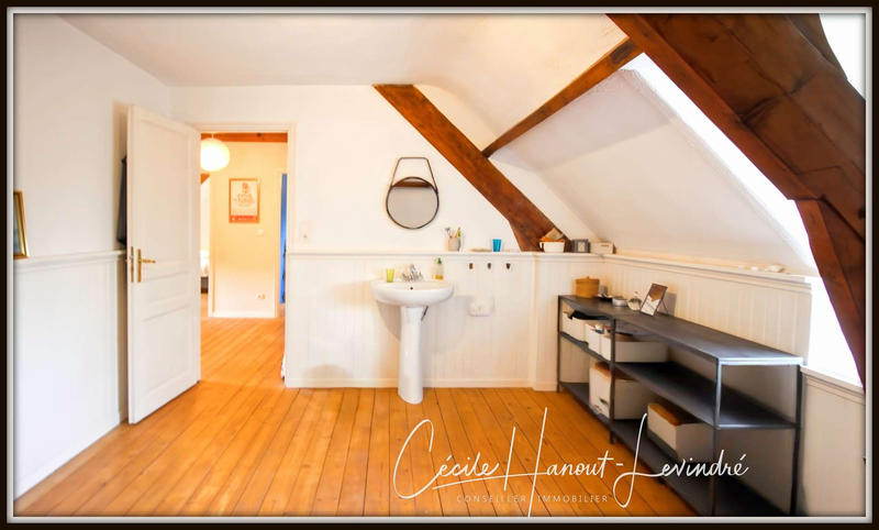 Maison - 188 m² - 8 pièces