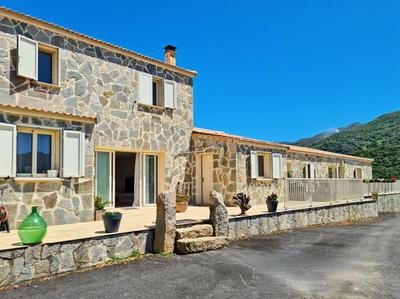 Villa - 508 m² - 23 pièces