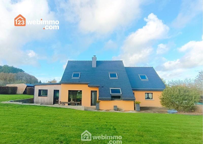 Maison - 158 m² - 7 pièces