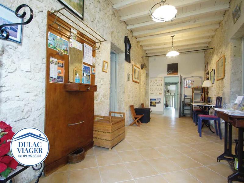 Viager - Maison - 205 m² - 8 pièces