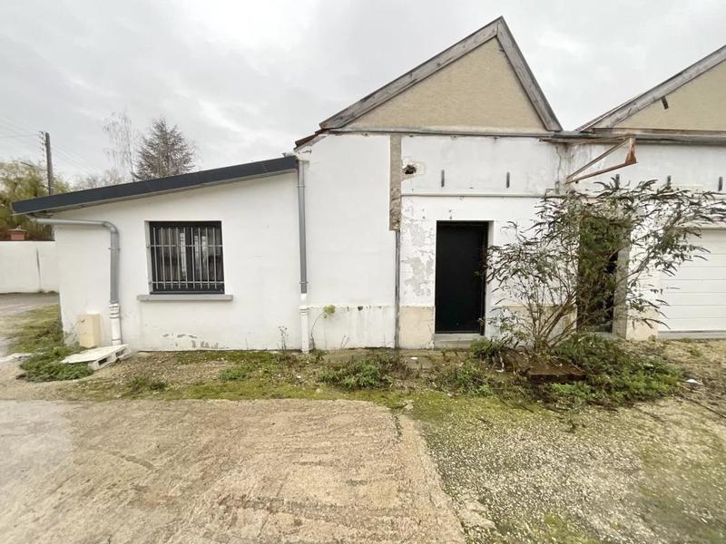 Loft - 237 m² - 2 pièces