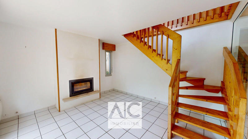 Maison - 83 m² - 5 pièces