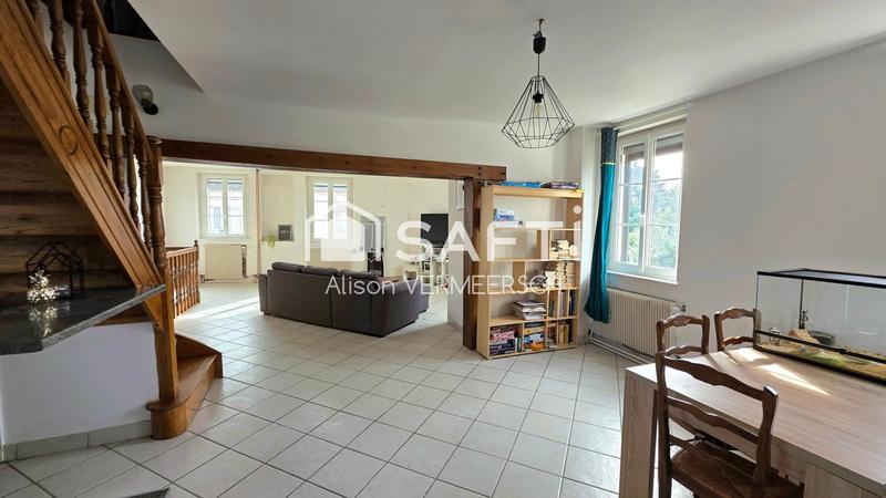 Maison - 266 m² - 9 pièces