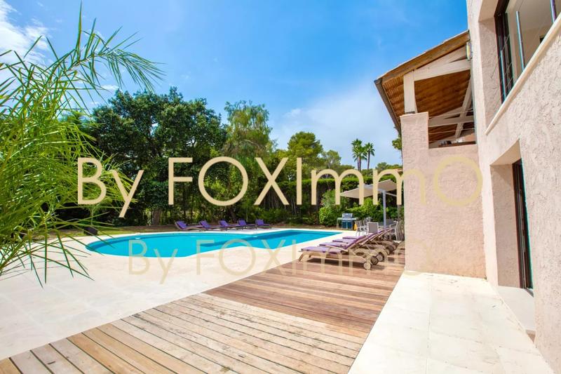 Maison - 346 m² - 7 pièces