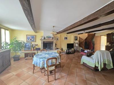 Immeuble - 331 m² - 13 pièces