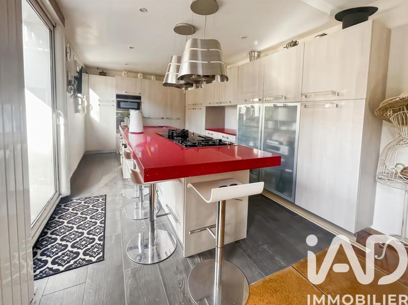 Maison - 140 m² - 6 pièces