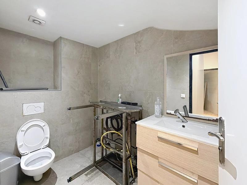 Local commercial - 120 m²