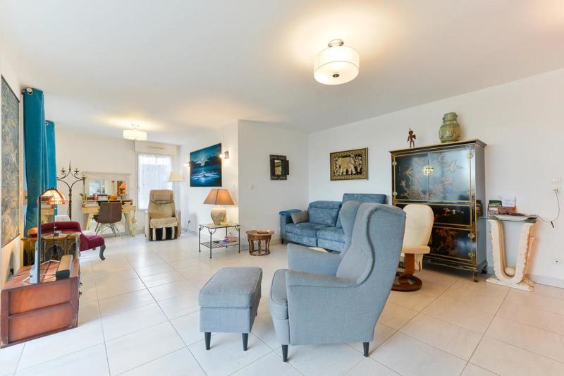 Appartement - 82 m² - 4 pièces