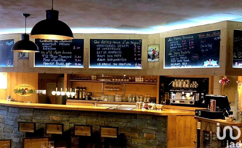 Local commercial - 240 m²