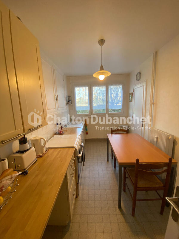 Appartement - 60 m² - 3 pièces