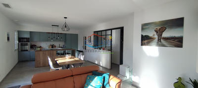 Maison - 120 m² - 6 pièces