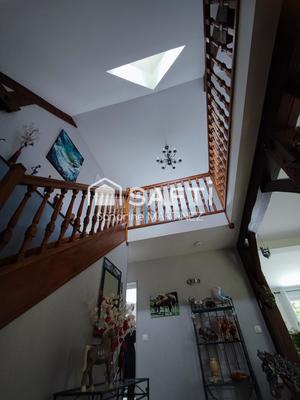Maison - 140 m² - 6 pièces