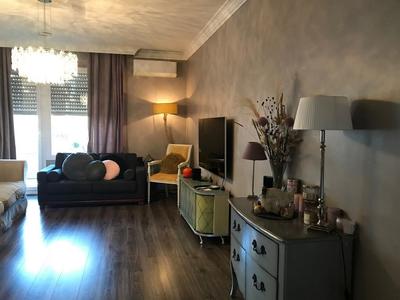 Appartement - 80 m² - 3 pièces