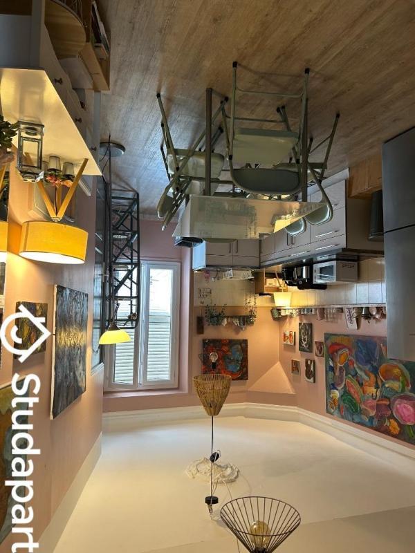 Chambre - 10 m² - 1 pièce