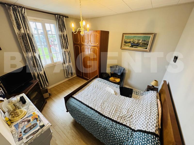 Maison - 98 m² - 6 pièces