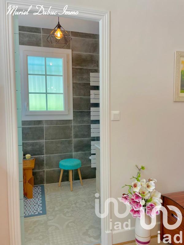 Maison - 201 m² - 5 pièces