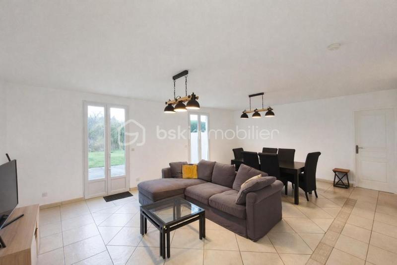 Pavillon - 93 m² - 5 pièces