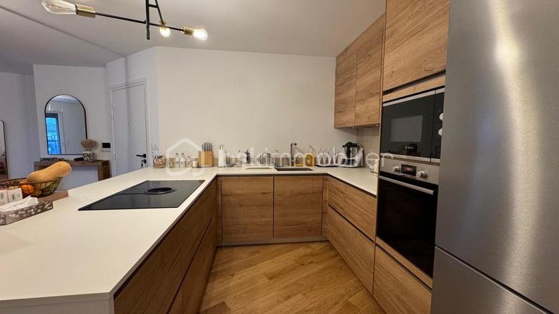 Appartement - 101 m² - 5 pièces