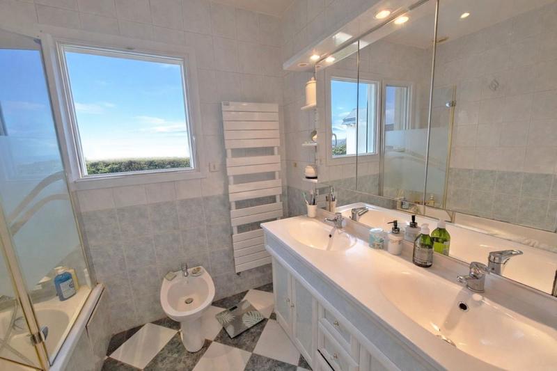 Maison - 124 m² - 5 pièces