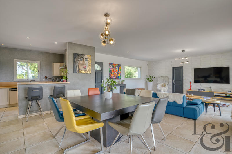 Maison - 145 m² - 4 pièces