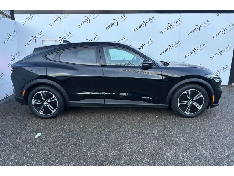 Ford Mustang Mach-E Standard Range 76 kWh 269 ch