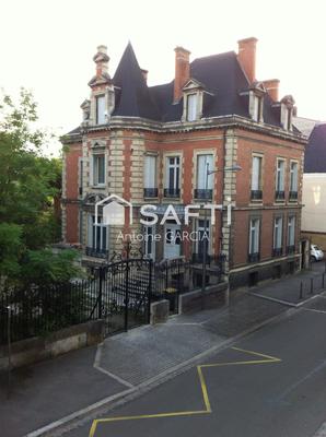 Maison de maîtres - 600 m² - 12 pièces