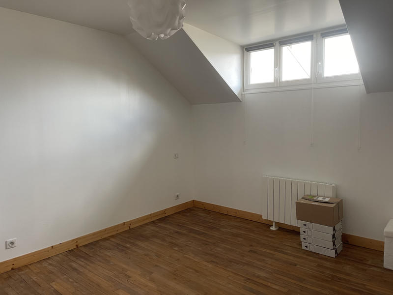 Maison - 190 m² - 8 pièces