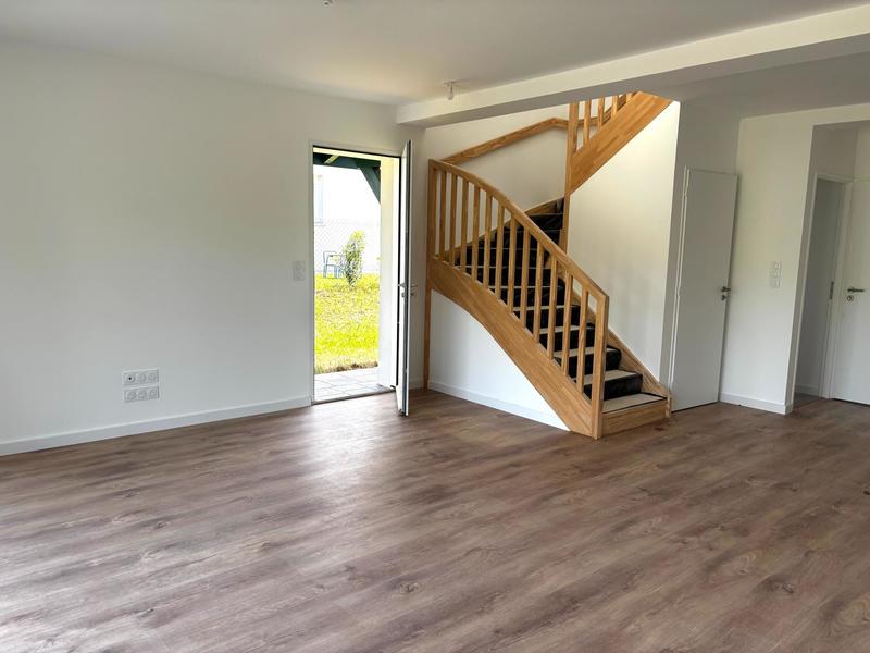 Maison - 92 m² - 4 pièces