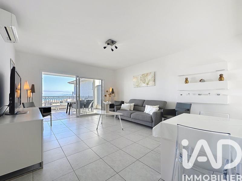 Appartement - 79 m² - 3 pièces