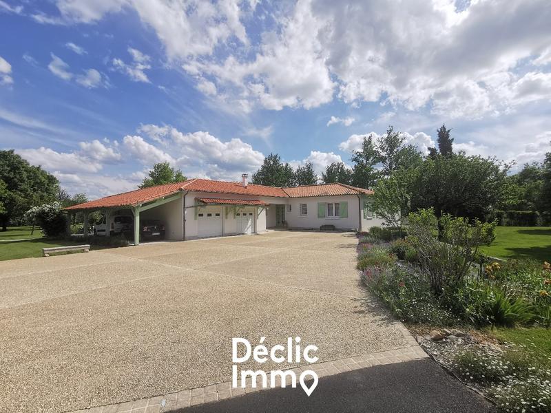 Maison - 150 m² - 8 pièces