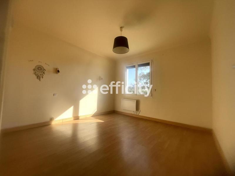 Pavillon - 150 m² - 6 pièces