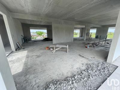 Local commercial - 204 m²