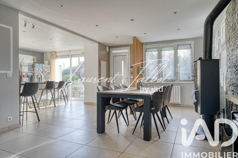 Maison - 162 m² - 7 pièces