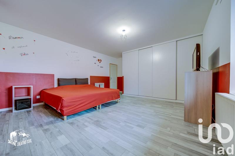 Maison de village - 224 m² - 8 pièces