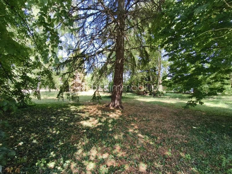 Terrain industriel - 4 330 m²