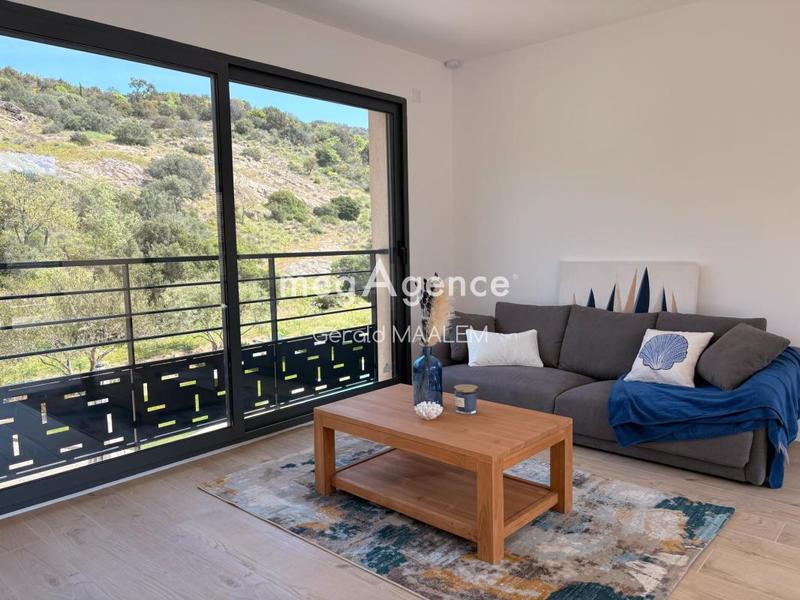 Villa - 243 m² - 7 pièces