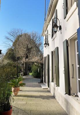 Maison traditionnelle - 179 m² - 10 pièces