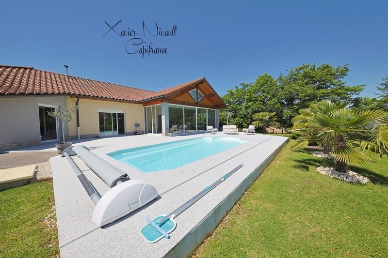 Maison - 185 m² - 6 pièces