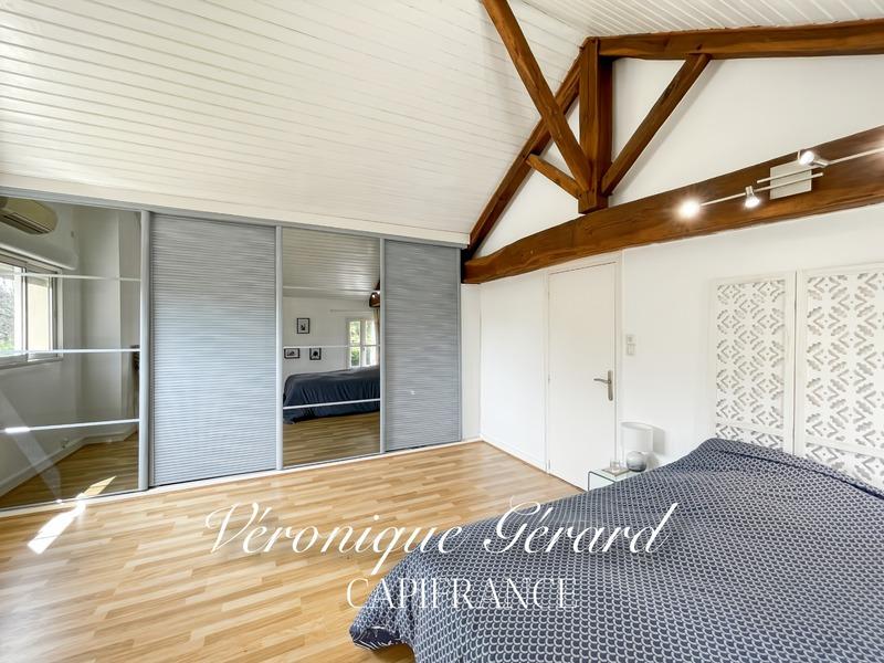 Maison en pierre - 238 m² - 6 pièces