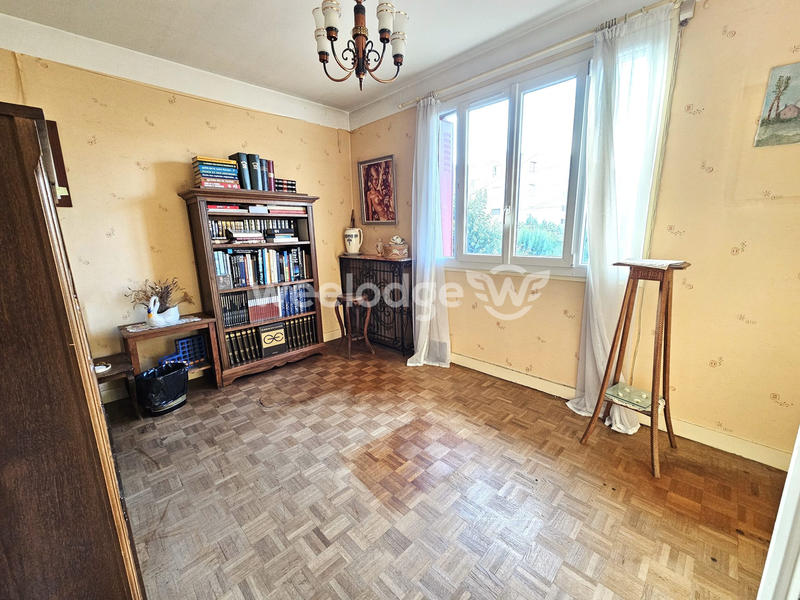 Maison - 143 m² - 8 pièces