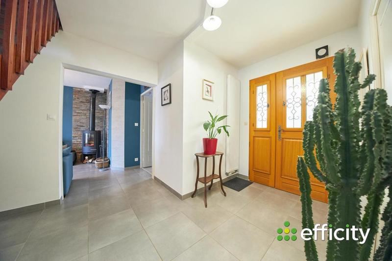 Maison - 110 m² - 6 pièces