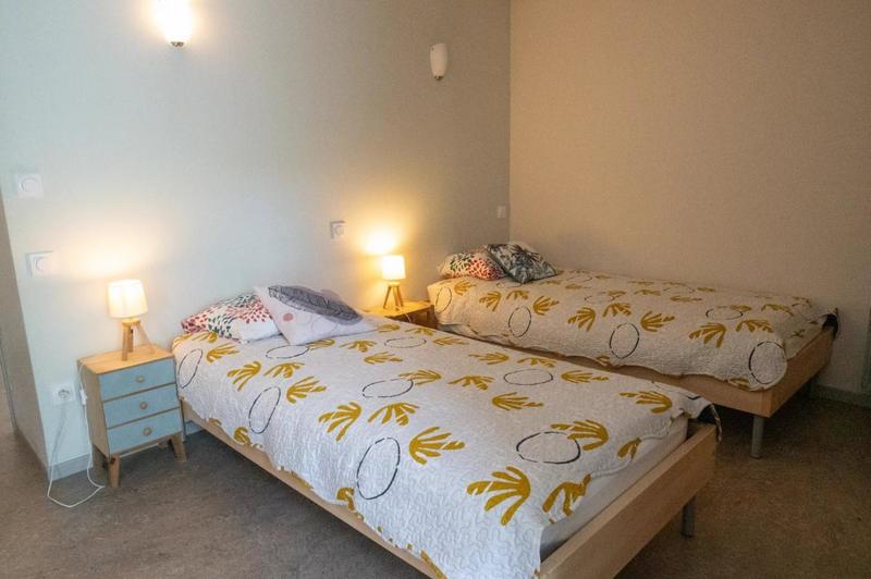 Propriété - 750 m² - 16 pièces