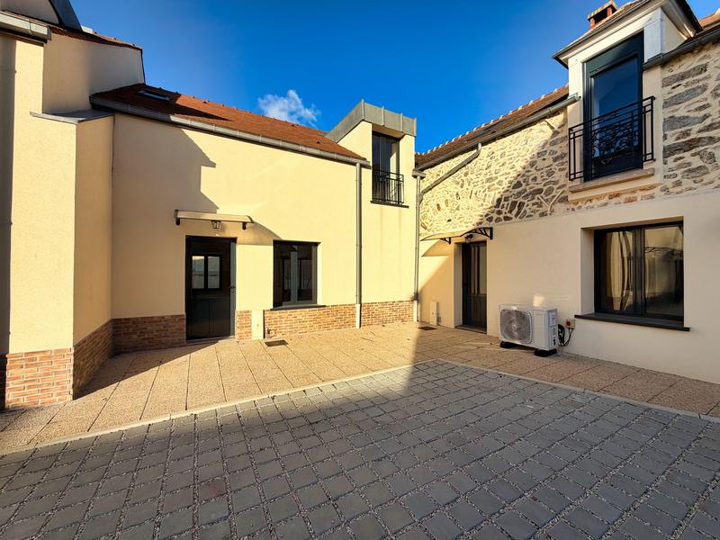 Maison - 88 m² - 4 pièces