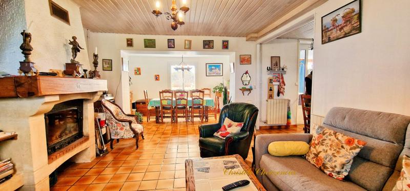 Maison - 96 m² - 9 pièces