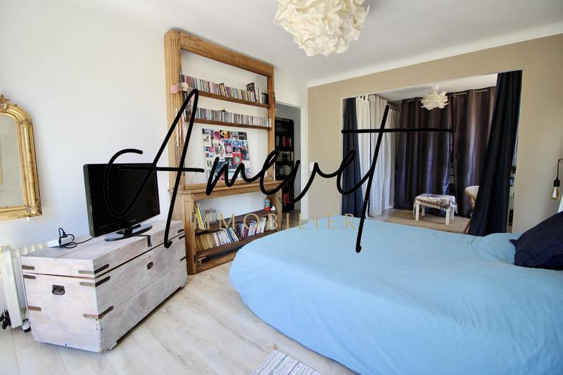 Villa - 145 m² - 6 pièces