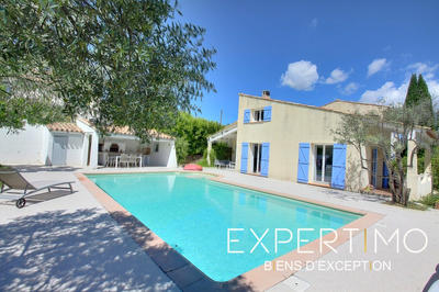 Villa - 160 m² - 6 pièces