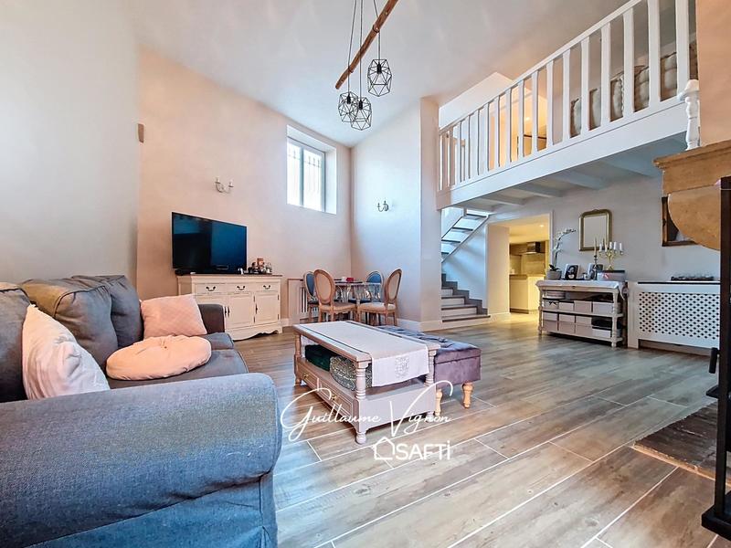 Appartement - 80 m² - 4 pièces