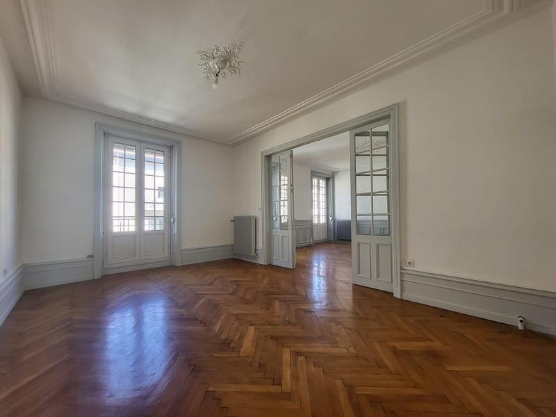 Appartement - 116 m² - 4 pièces