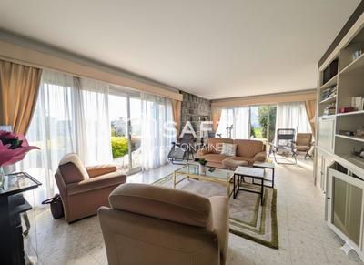 Maison - 142 m² - 7 pièces