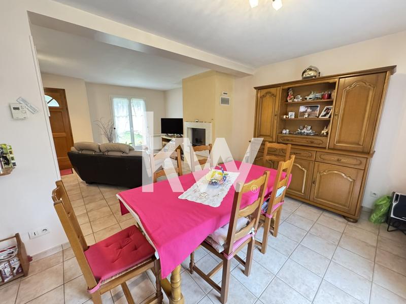 Maison - 100 m² - 5 pièces